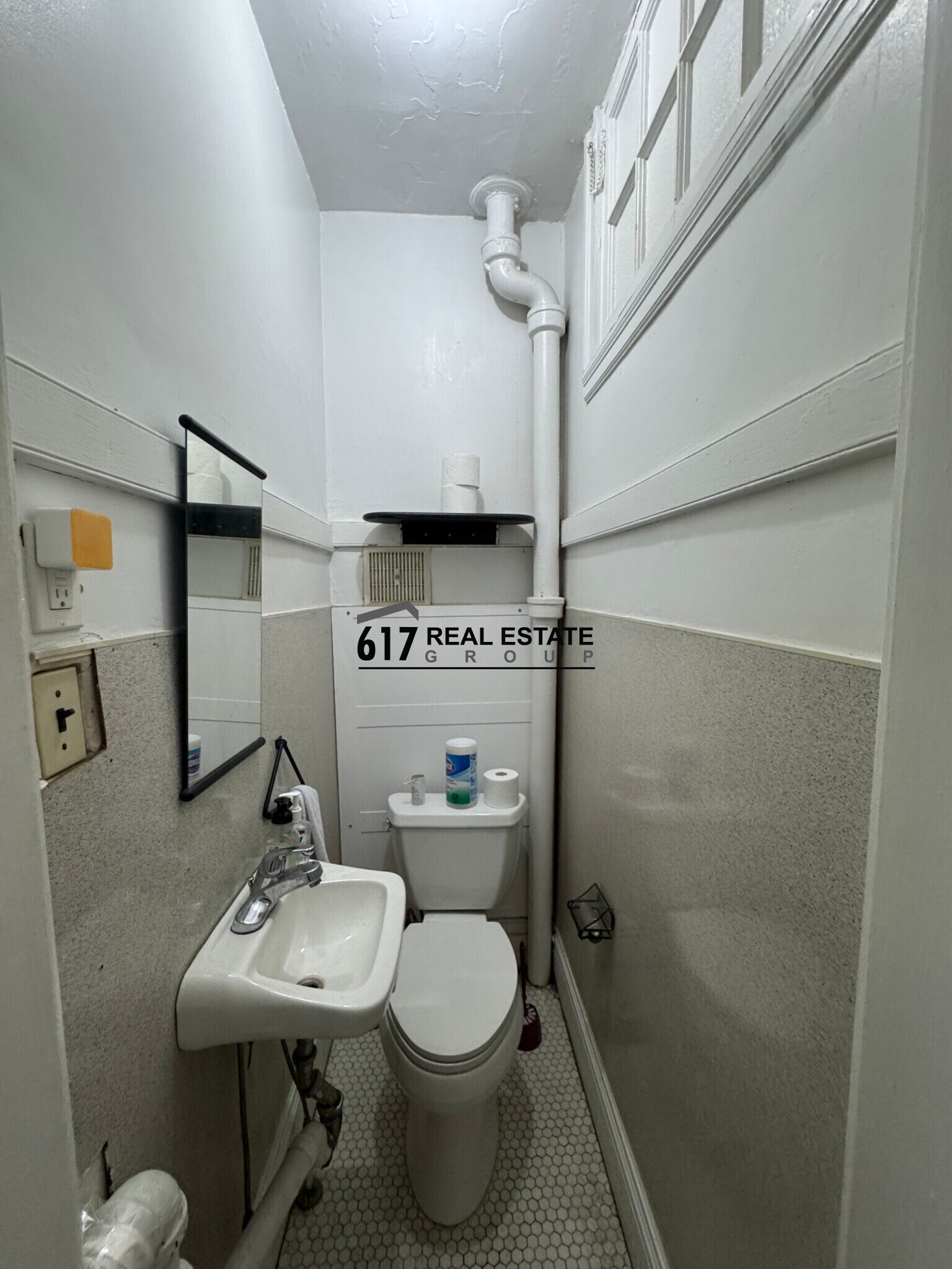 Building Photo - 11 Euston St