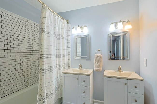 Building Photo - 3629 Sugar Cane Cir