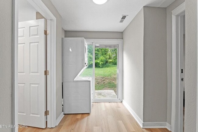 Building Photo - 3625 Reagan Ave NW