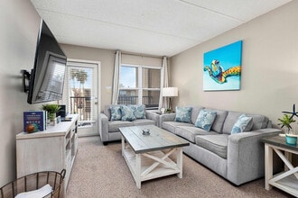 Building Photo - 115 E Coronado Dr