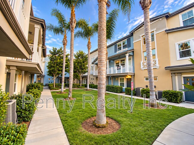 Building Photo - 3011 Pacific Palm Way