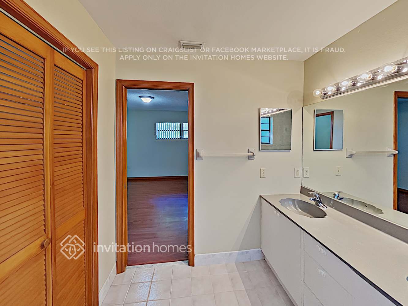 Building Photo - 16101 SW 153rd Ave