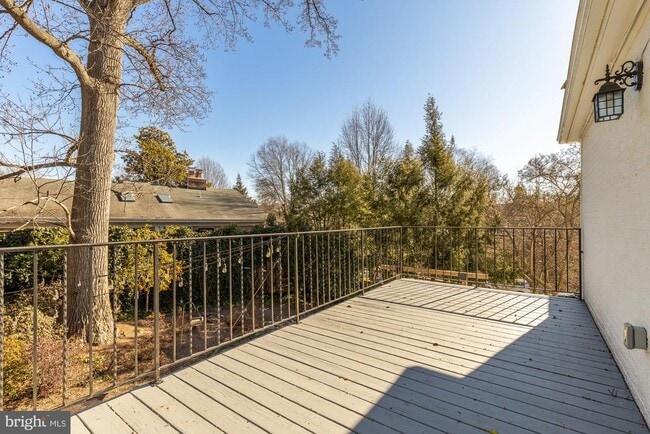 Building Photo - 4105 17th St NW