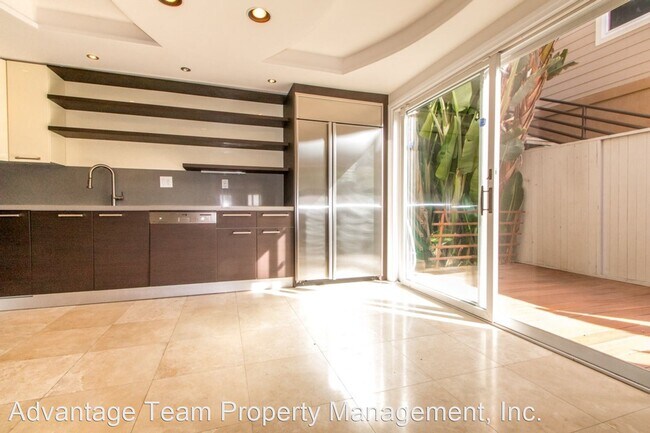 Building Photo - 3 br, 2.5 bath House - 2511 Manchester Ave