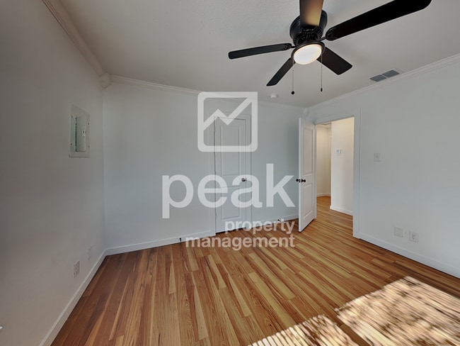 Building Photo - $1600! 3Bed/1Bath Home in Fort Worth! Tour...