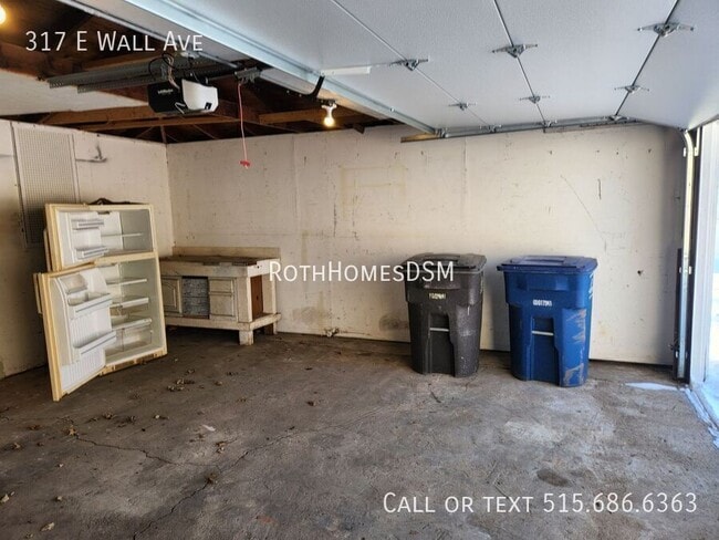 Building Photo - 317 E Wall Ave