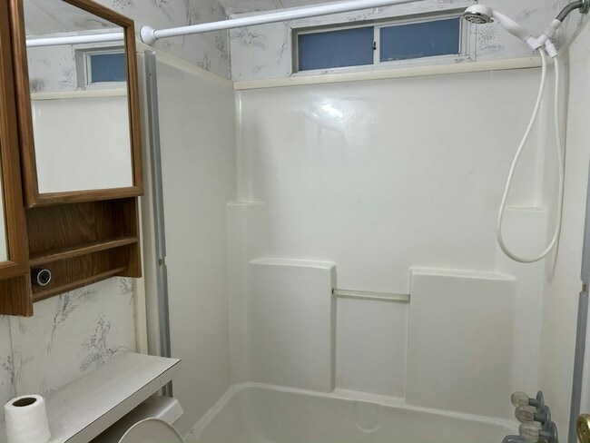 Building Photo - 6105 Land O' Lakes Blvd