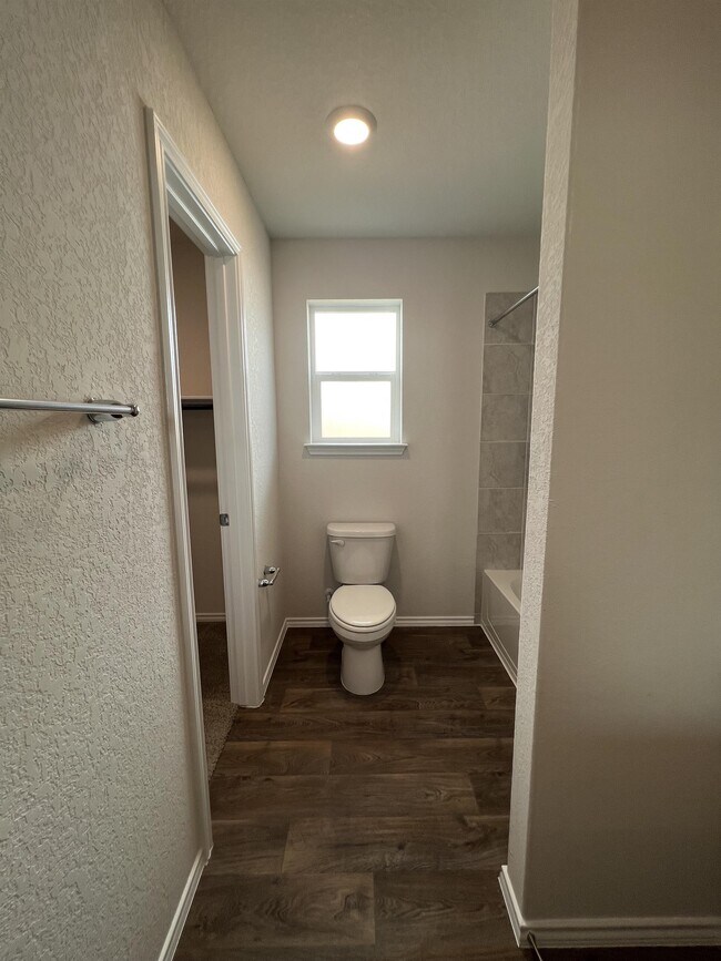 Building Photo - 15315 Shortwing
