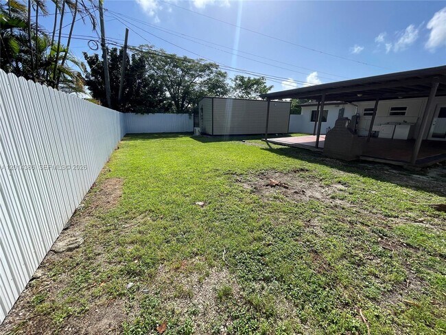 Building Photo - 9711 SW 162nd St