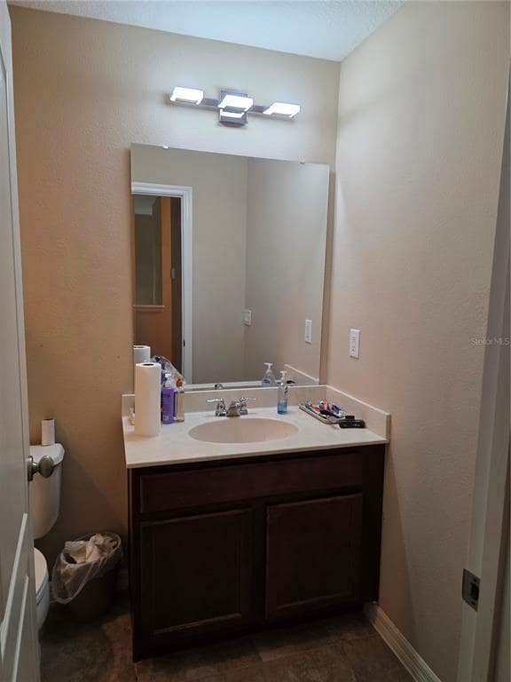 Building Photo - 104 Kelly Thomas Way