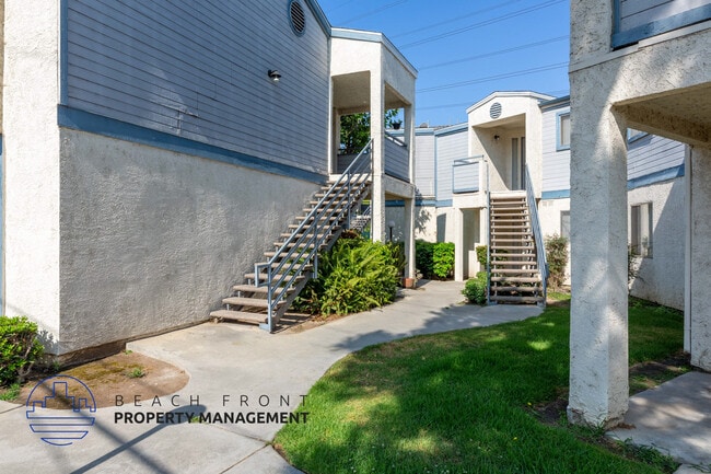 Building Photo - 7739 Bradwelll Ave.