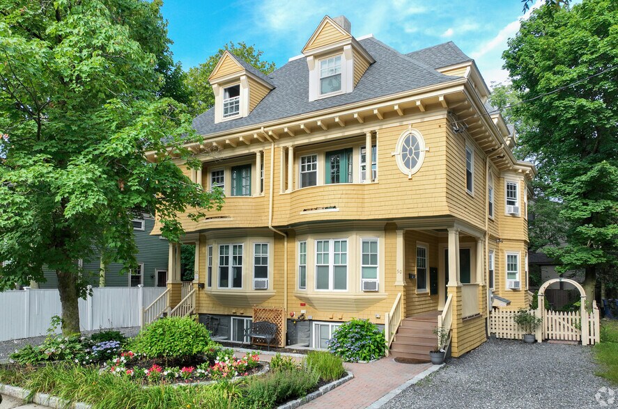 Building Photo - 50 Irving St