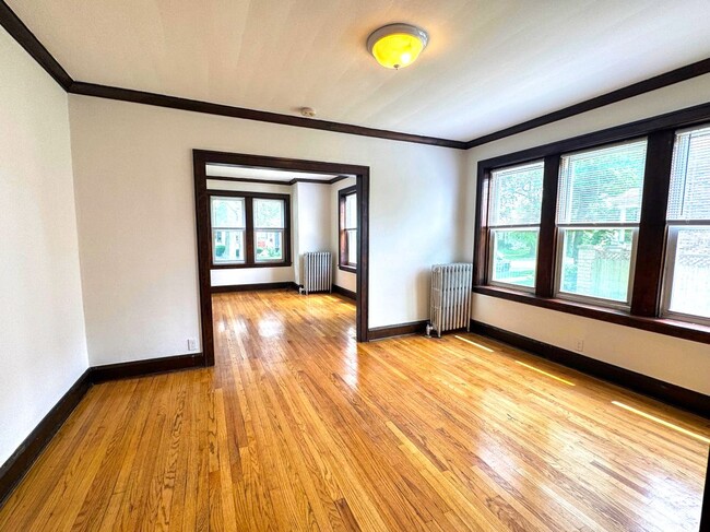 Building Photo - 4432 N Laporte Ave