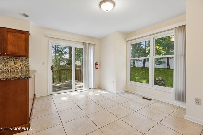 Building Photo - 157 Northampton Dr