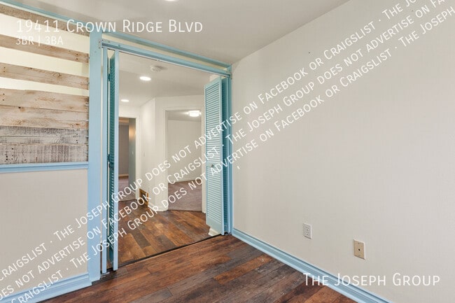 Building Photo - 19411 Crown Ridge Blvd