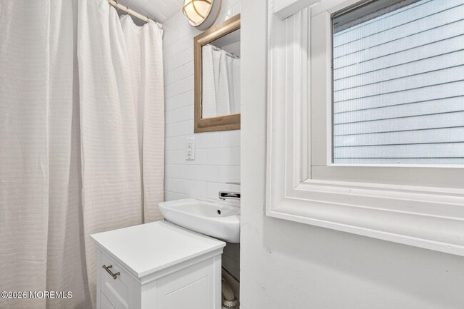 Building Photo - 78 New York Ave