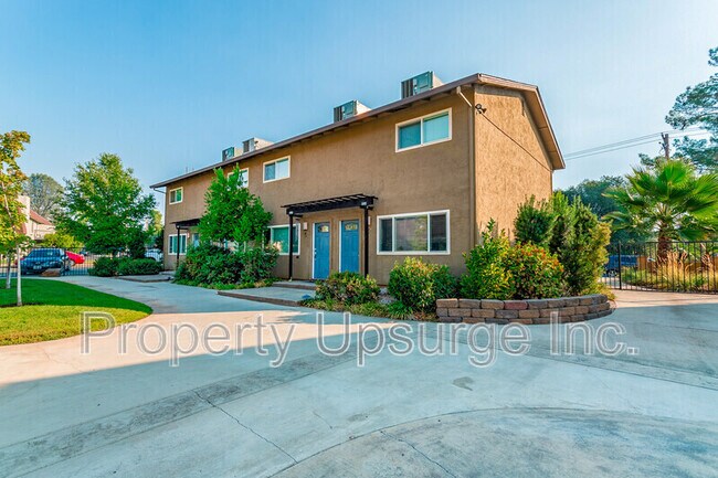 Building Photo - 3220 C St