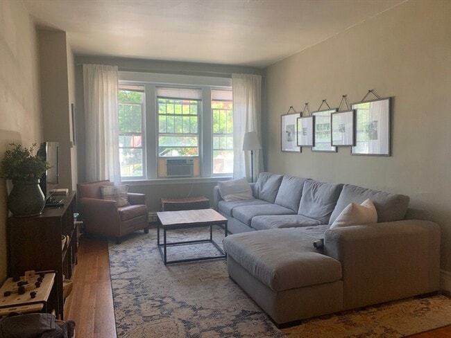 Building Photo - 224 Jamaicaway