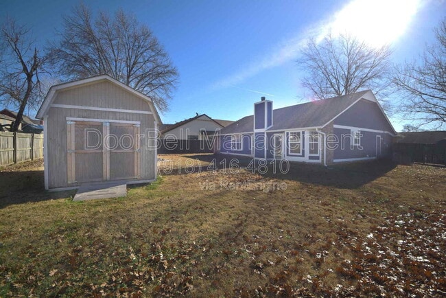 Building Photo - 1312 W South Park St