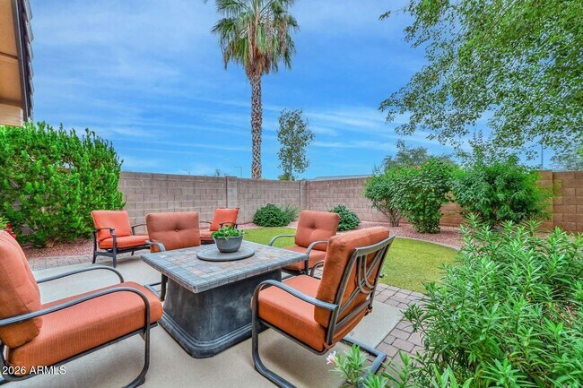 Building Photo - 20341 N 105th Ave