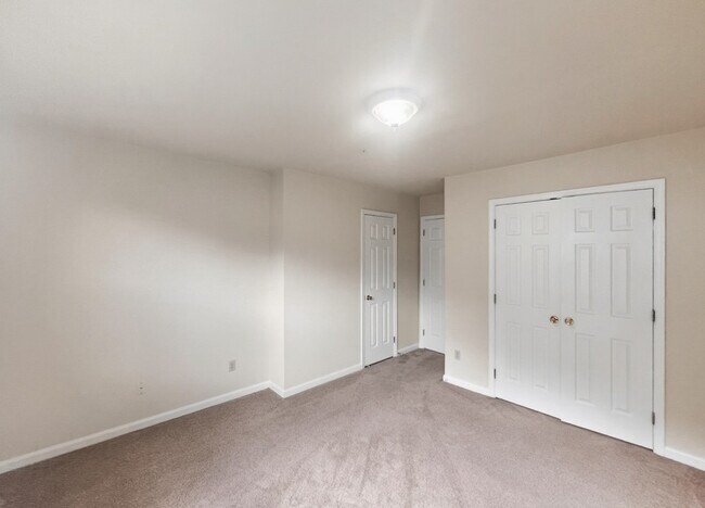 Building Photo - 3607 Harbor Rd