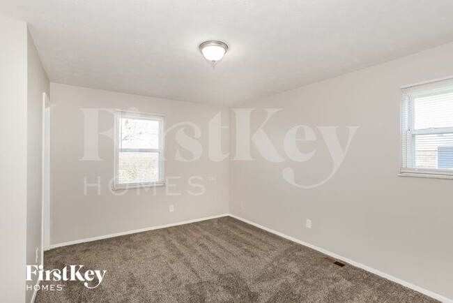 Building Photo - 11849 Hamden Dr