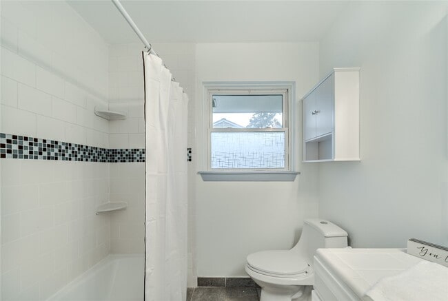Building Photo - 4606 Nina Lee Ln