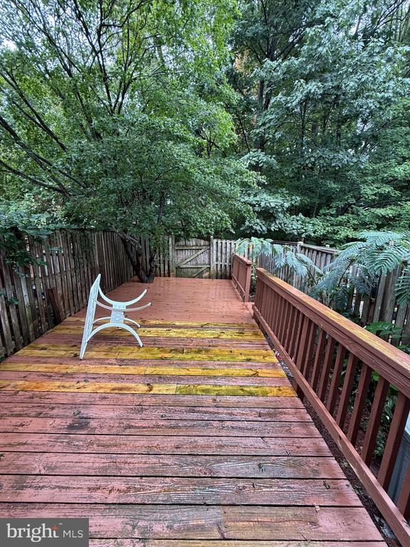 Building Photo - 15066 Maple Glen Ct