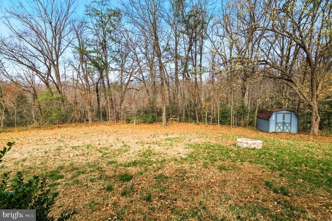 Building Photo - 2009 White Lake Dr