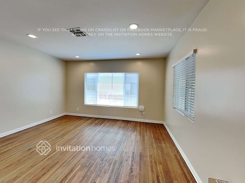 Building Photo - 12476 Adelphia Ave