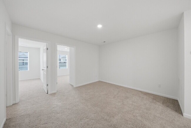 Building Photo - Modern Comfort in a Peaceful Newton Community This newly built 3-bed, 2.5-bath townhome blends mo...