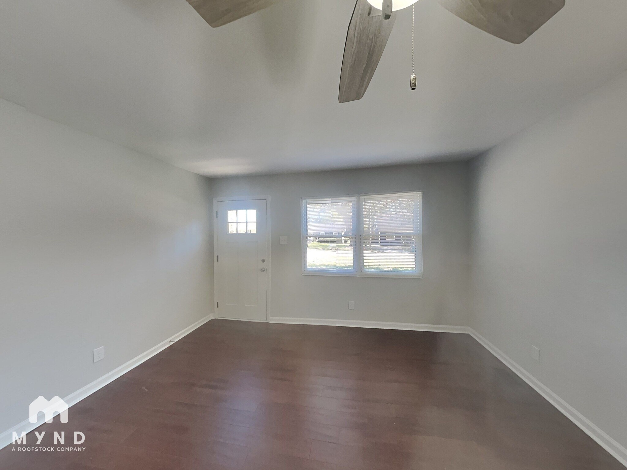 Building Photo - 2417 Dearborn Dr