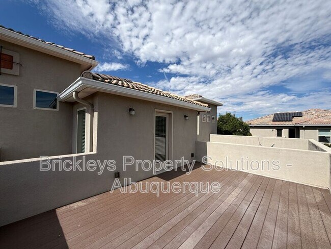 Building Photo - 7420 Tangerine Ct NE