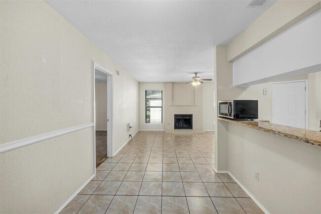 Building Photo - 10616 Mellow Ln