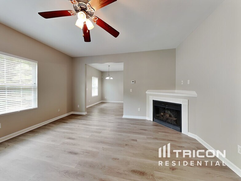 Building Photo - 4286 Traipse Path