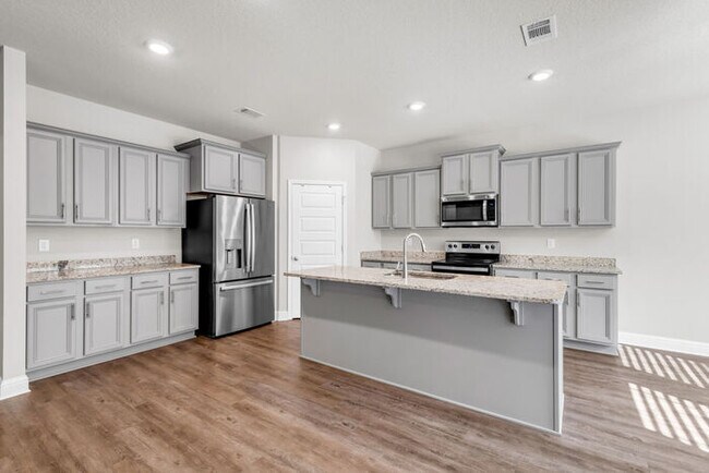 Building Photo - 9512 Mallette Dr