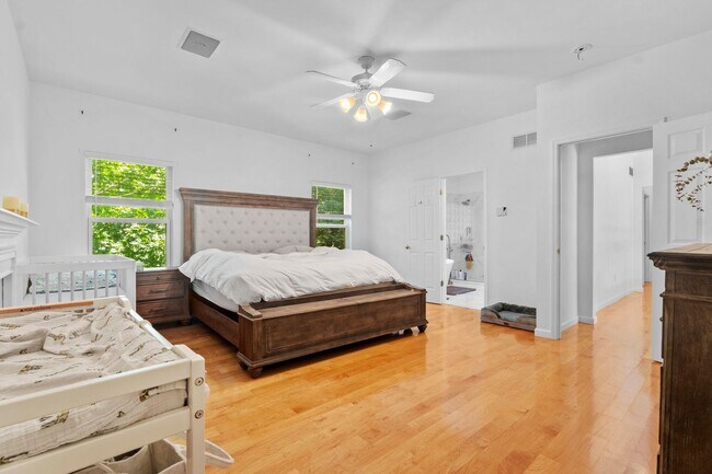 Building Photo - 16611 Highland Summit Dr