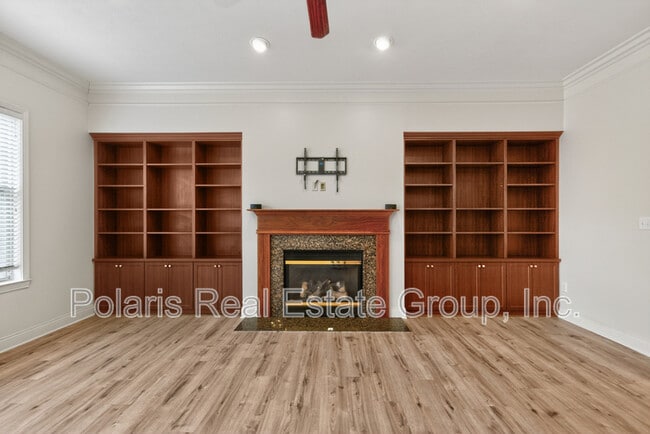 Building Photo - 108 Manchester Dr