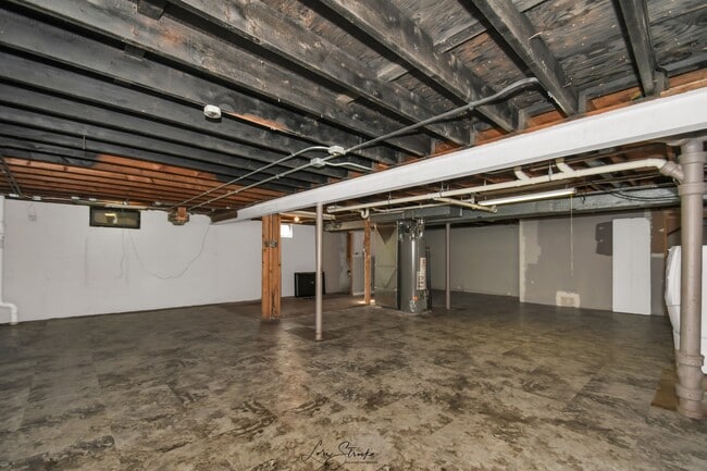 Building Photo - 217 Sherman Ave