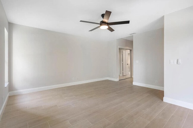 Building Photo - 8031 Nadmar Ave