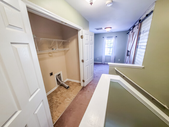 Laundry (Washer/Dryer Hookup) - 403 Arbor Oaks Dr