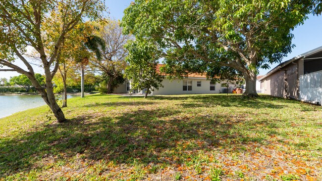 Building Photo - 10789 Barque Ct