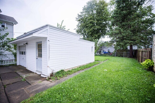 Building Photo - 3942 Torrance Dr