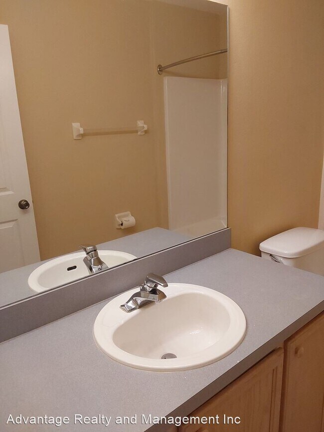 Building Photo - 4 br, 2 bath House - 12 Pineland Ln