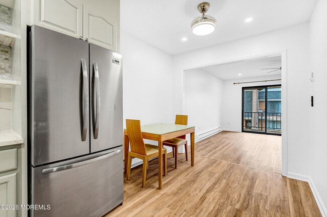 Building Photo - 720 Ocean Ave N