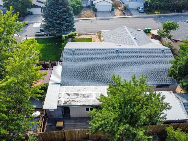 Building Photo - One Level Home in Stead