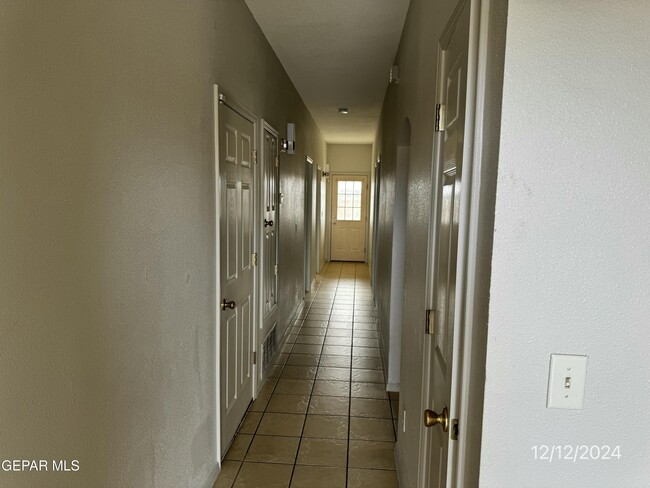 Building Photo - 4072 Tierra Venado Dr