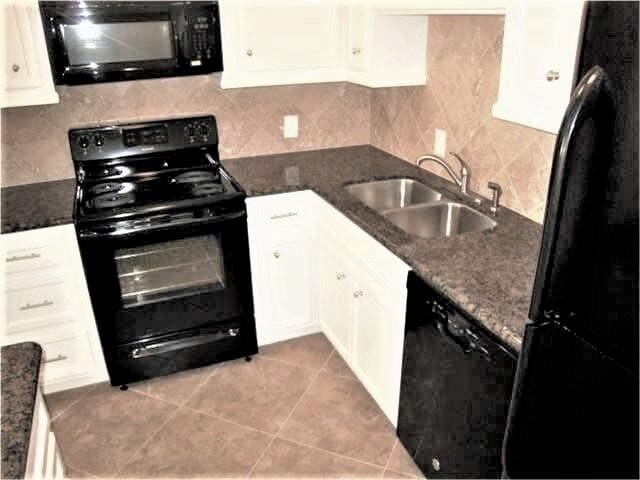 Building Photo - 14020 Schroeder Rd