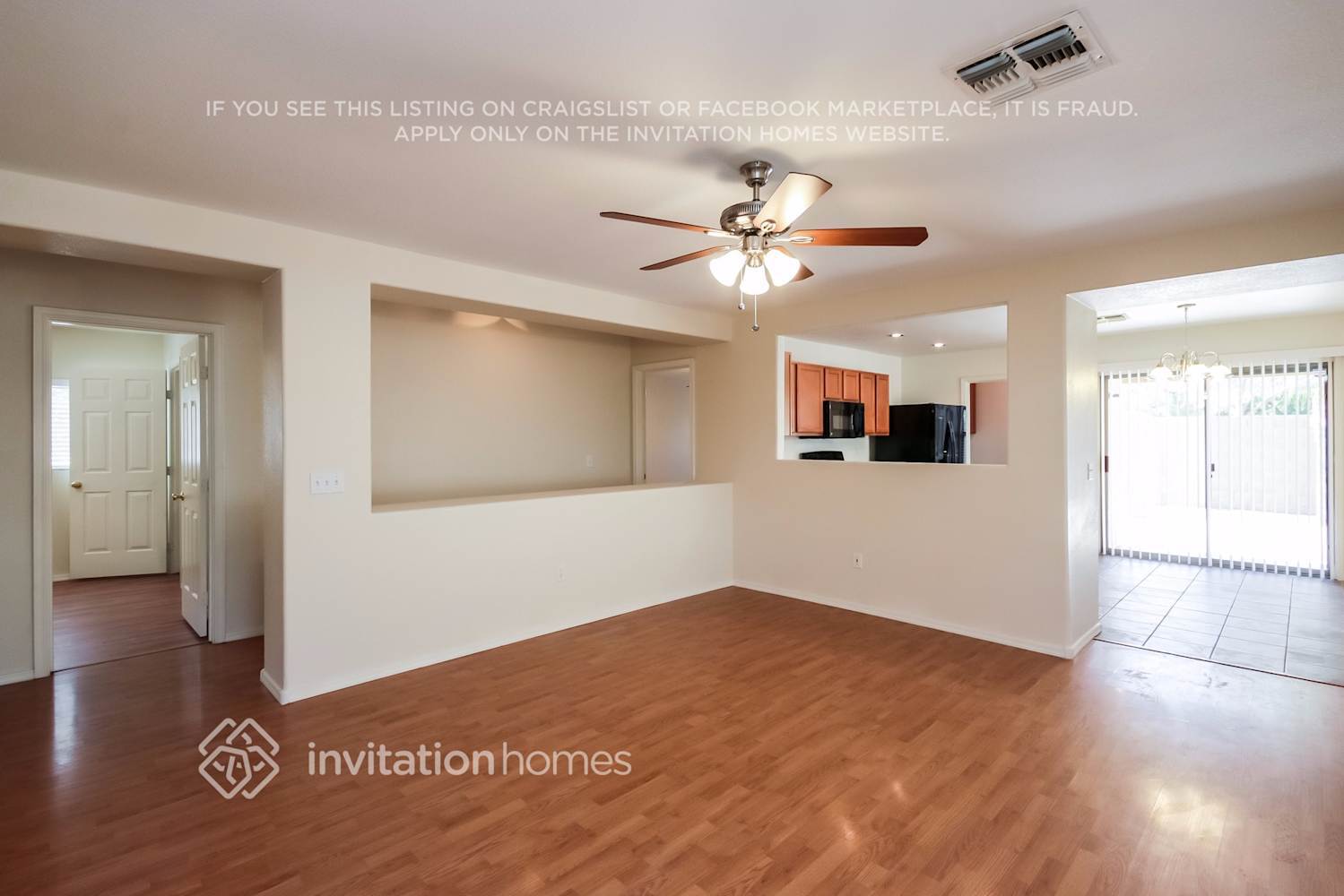 Building Photo - 2887 E Cherry Hills Dr