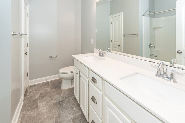 Building Photo - 3437 Fairwater Pl